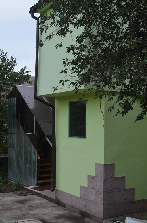 Cottages On Gdantsevskaya Street 크리보이 로그 외부 사진